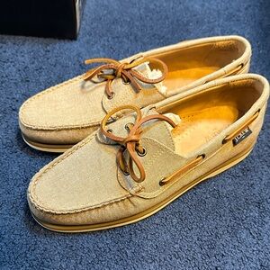 J Crew Beige Canvas Boat Shoes
